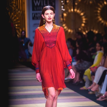 Wills India Fashion Week, Tarun Tahiliani